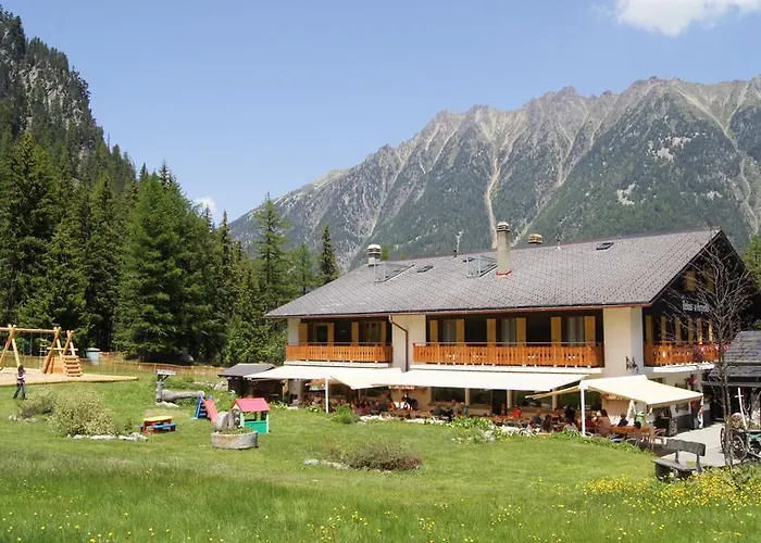 Relais D'arpette Hotel *